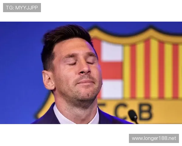 巴萨重建走向转型期，传统元素回归背后体现深层次调整，阶段性表现引关注